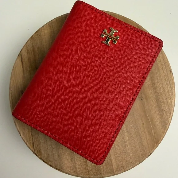 Tory Burch Emerson Foldable Card Case - Poppy Orange - Picture 2 of 16